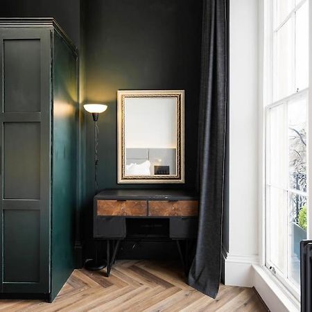 High End Free Parking Wifi Balcony Ensuite Cheltenham Exteriér fotografie