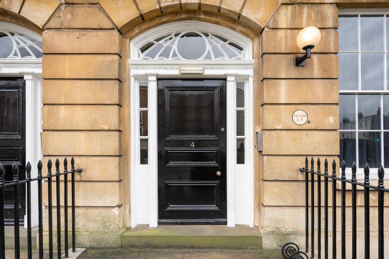 High End Free Parking Wifi Balcony Ensuite Cheltenham Exteriér fotografie