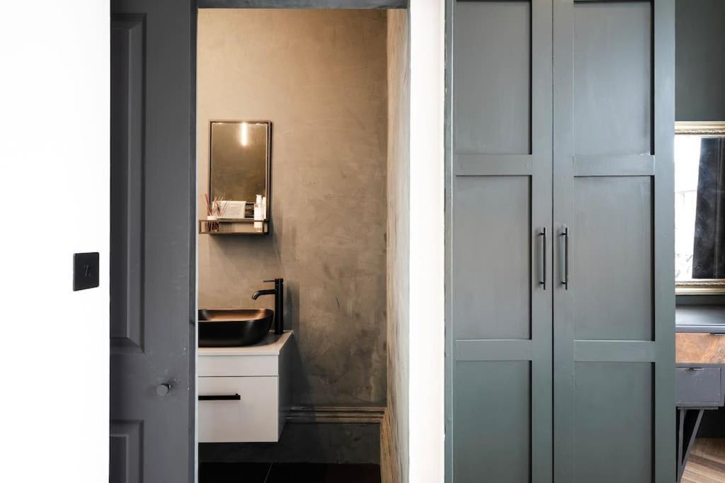 High End Free Parking Wifi Balcony Ensuite Cheltenham Exteriér fotografie
