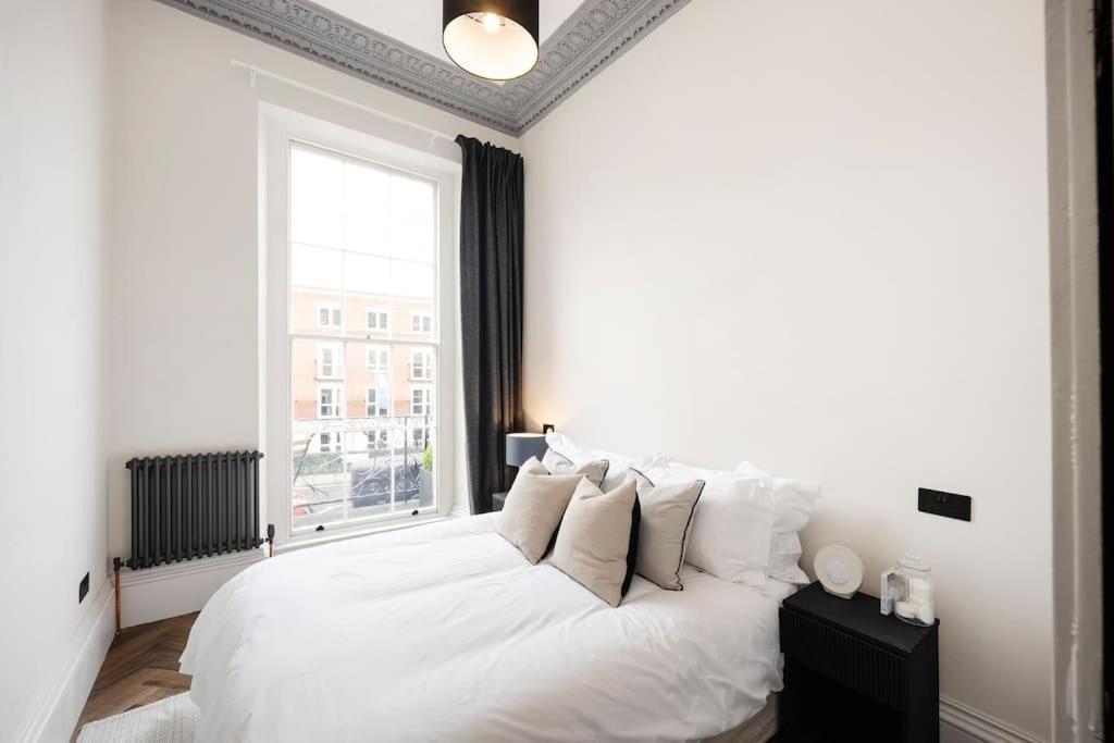 High End Free Parking Wifi Balcony Ensuite Cheltenham Exteriér fotografie
