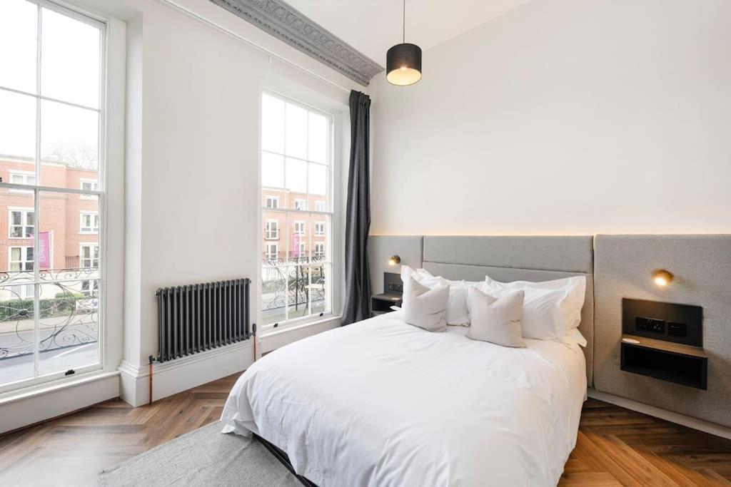 High End Free Parking Wifi Balcony Ensuite Cheltenham Exteriér fotografie